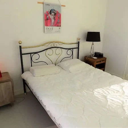 - Pleine Vue Pour Cet Classé 2 étoiles - Les Tamaris Appartement