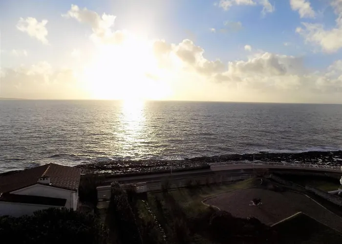 - Pleine Vue Pour Cet Classé 2 étoiles - Les Tamaris