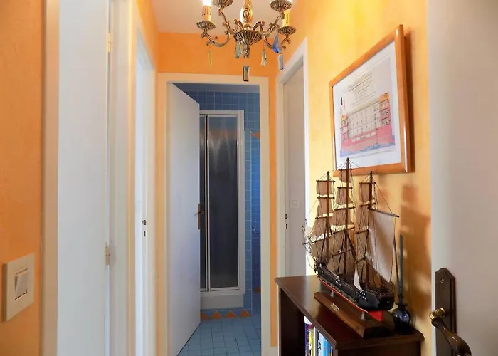 - Pleine Vue Pour Cet Classé 2 étoiles - Les Tamaris *