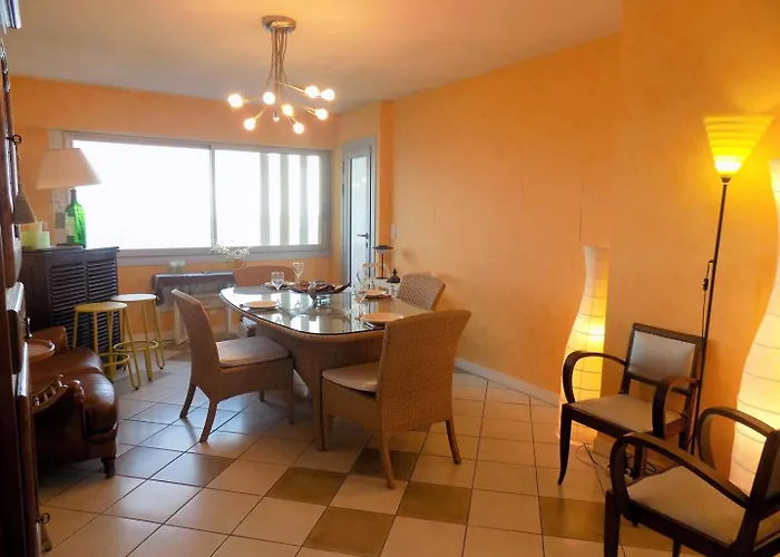 - Pleine Vue Pour Cet Classé 2 étoiles - Les Tamaris